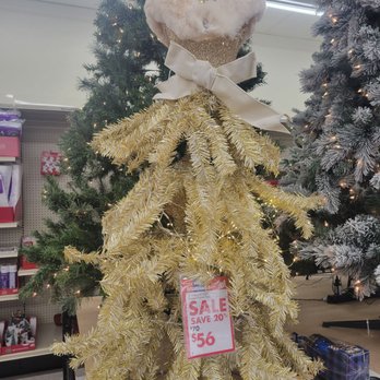 Big Lots - Cute tree - Department Stores Near Me - Depew, New York