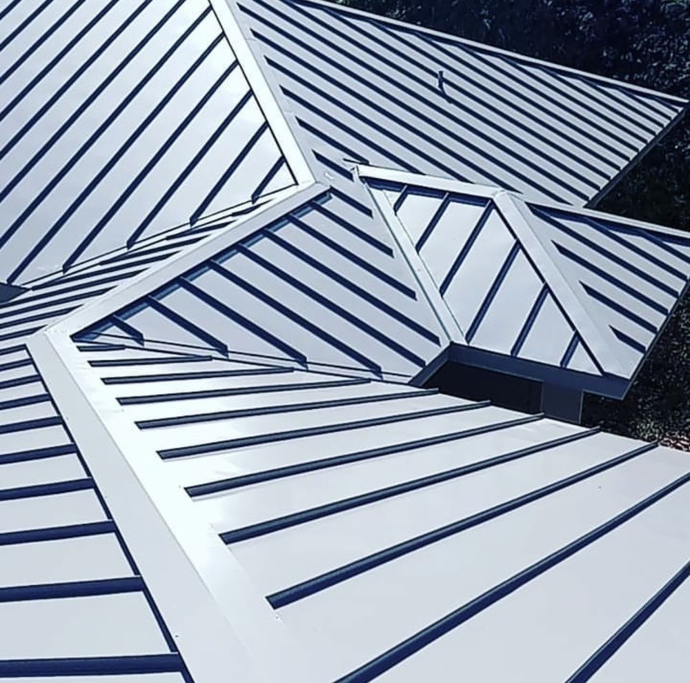 Slide of Roofers In San