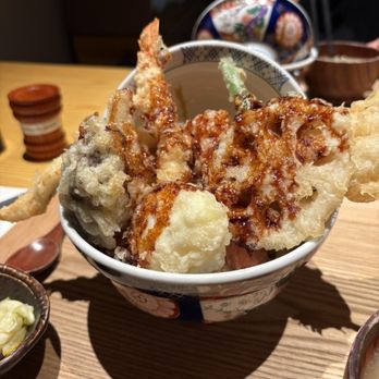 Tendon Kohaku - Premium tempura bowl - Japanese Near Me - Bellevue, Washington Tendon Kohaku - Premium tempura bowl - Japanese Near Me - Bellevue, Washington