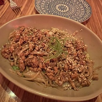 China Poblano - Lo-mein - Chinese Near Me - Las Vegas, Nevada