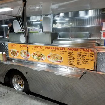 Tacos Reyes - a food truck parked in a parking lot - Food Trucks Near Me - Van Nuys, California Tacos Reyes - a food truck parked in a parking lot - Food Trucks Near Me - Van Nuys, California