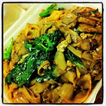 Noodle World - Pad see ew w tofu - Chinese Near Me - Alhambra, California Noodle World - Pad see ew w tofu - Chinese Near Me - Alhambra, California