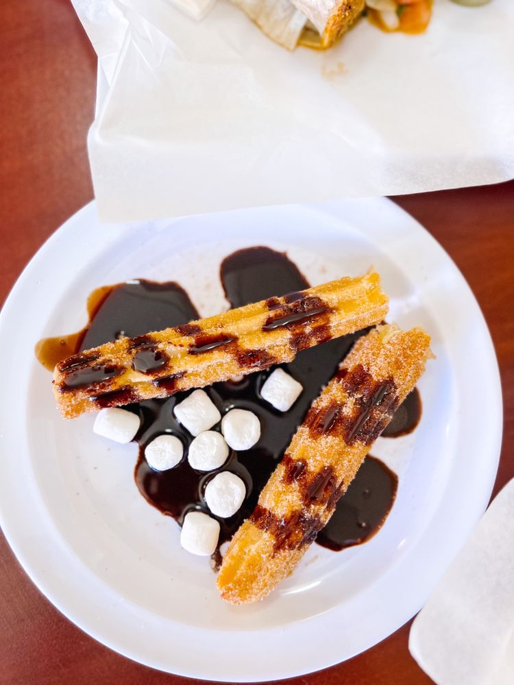 Emiliana's Mexican & Deli Food