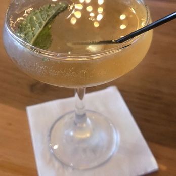 Automatic Slim's - Cocktail - New American Near Me - Memphis, Tennessee