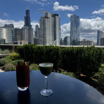 Nobu Chicago - Nobu cocktails - Japanese Near Me - Chicago, Illinois