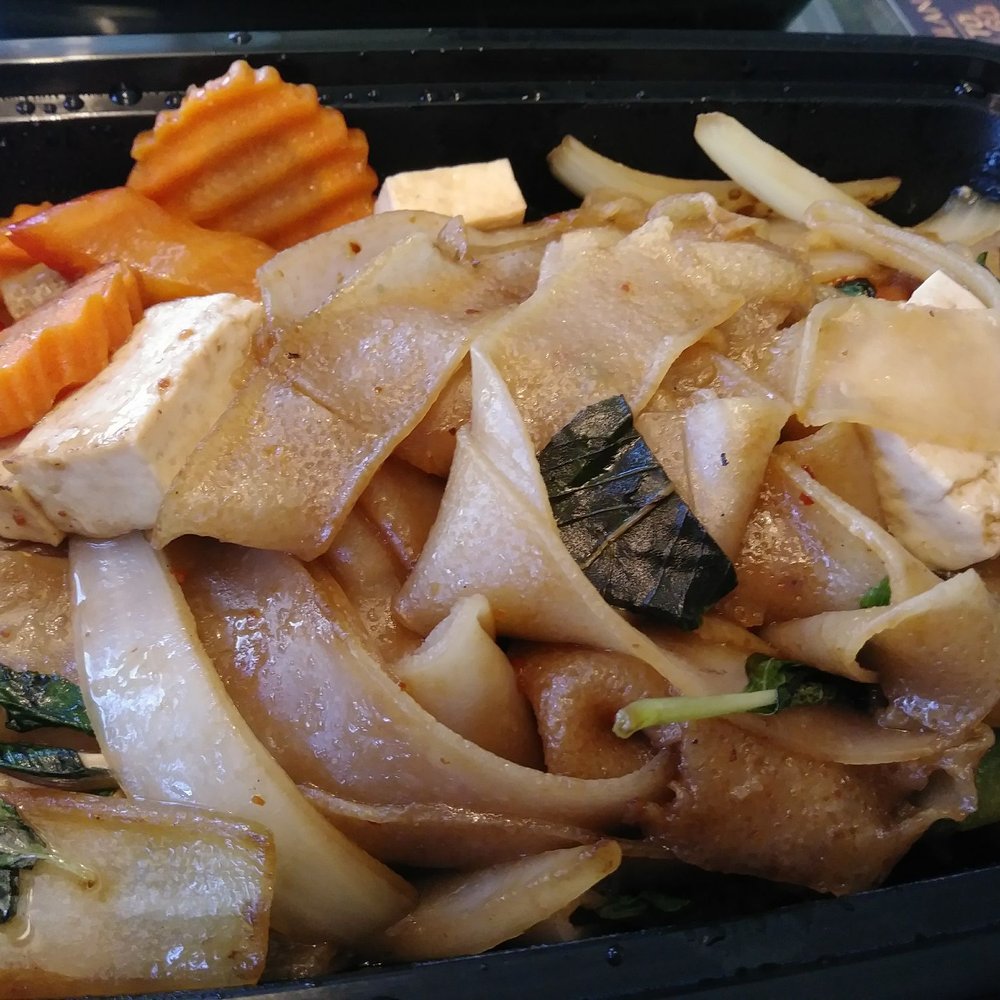 ThaiLand To Go - Thai drunken noodles (Thai spicy noodles with basil & soft tofu)! Delicious!! - Thai Near Me - Temecula, California