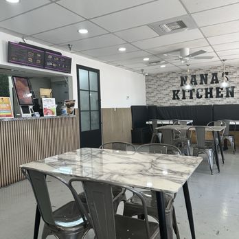 Nana’s Kitchen - Ordering counter - Vegan Near Me - Chandler, Arizona