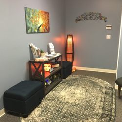 Intrinsic Health Source - Waiting room