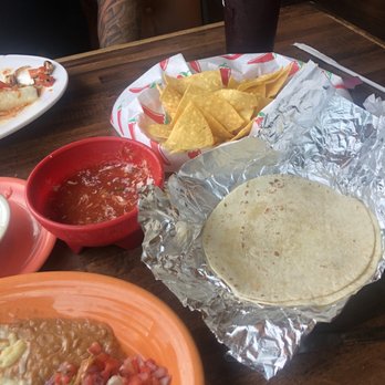 Casa Mexico Grill & Cantina - Chips and Salsa - Mexican Near Me - Mason, Ohio