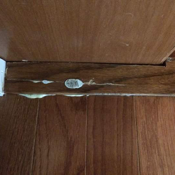 Valley Floor Covering - You can clearly see the crack! - Carpeting Near Me - Naugatuck, Connecticut Valley Floor Covering - You can clearly see the crack! - Carpeting Near Me - Naugatuck, Connecticut