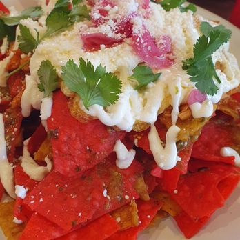 Red Maple - Chilaquiles - Cafes Near Me - Los Angeles, California Red Maple - Chilaquiles - Cafes Near Me - Los Angeles, California