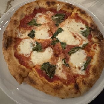 Caramá - Pizza Margherita - Italian Near Me - Las Vegas, Nevada