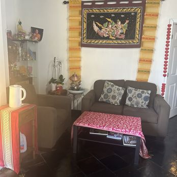 Nina's Tong Thai Spa - Massage Near Me - Encino, California Nina's Tong Thai Spa - Massage Near Me - Encino, California