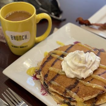 Brunch - Lemon berry pancakes - Breakfast & Brunch Near Me - Milwaukee, Wisconsin Brunch - Lemon berry pancakes - Breakfast & Brunch Near Me - Milwaukee, Wisconsin