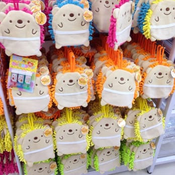 Daiso - Microfiber mitten - Discount Store Near Me - San Diego, California Daiso - Microfiber mitten - Discount Store Near Me - San Diego, California