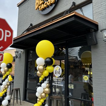 Beto’s Tacos - Exterior, there is a outdoor patio, too - Tacos Near Me - Alpharetta, Georgia
