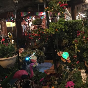 Tony's Jacal - Tranquil courtyard - Salad Near Me - Solana Beach, California