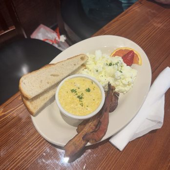 St Mary's Restaurant - Breakfast & Brunch Near Me - Metairie, Louisiana St Mary's Restaurant - Breakfast & Brunch Near Me - Metairie, Louisiana