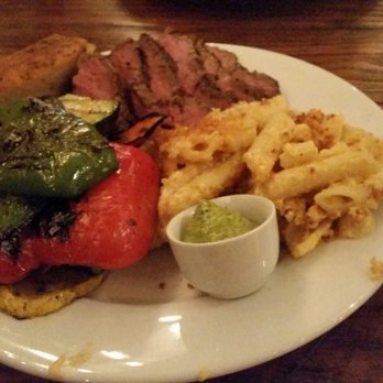 Bushfire Kitchen - Del Mar - Beef Tri tip, grilled veggies n mac n cheese. So oo yummy! - American Near Me - Del Mar, California