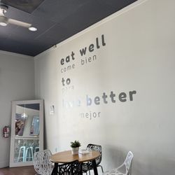 SEÑORITA HEALTHY