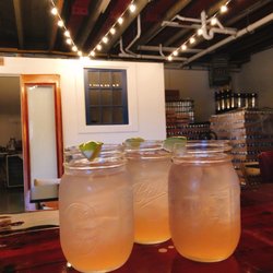 Blue Lobster Urban Winery - Cute winery!