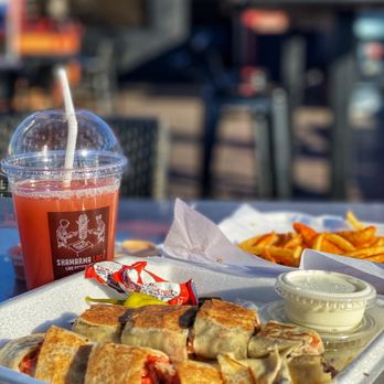 Shawarma Loca - Chicken and beef shawarma  Strawberry lemonade - Middle Eastern Near Me - Anaheim, California