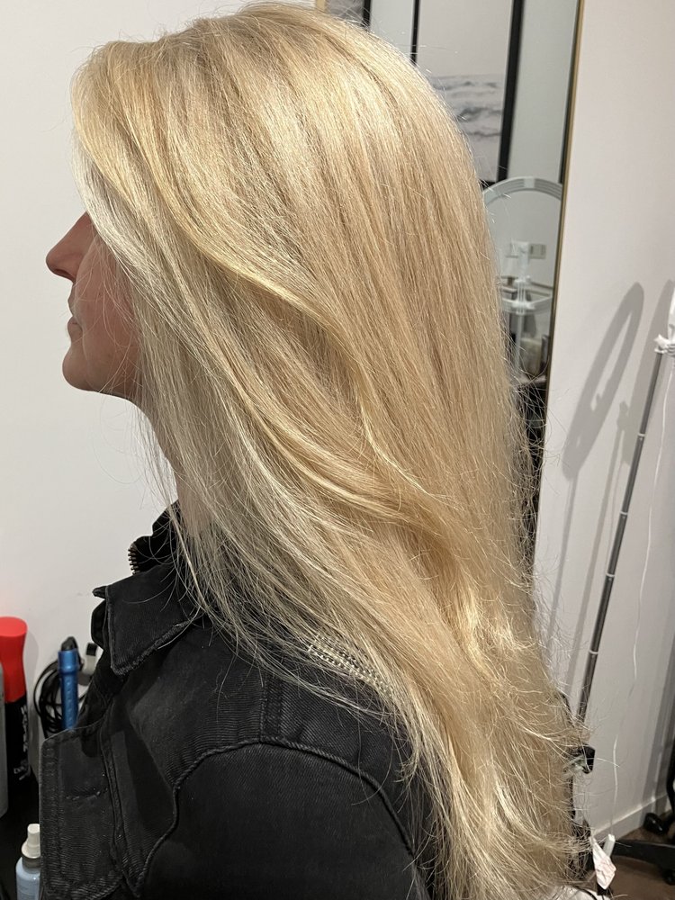 GINAFROMLA Updated August 2024 850 Woods Crossing Rd, Greenville, South Carolina Hair