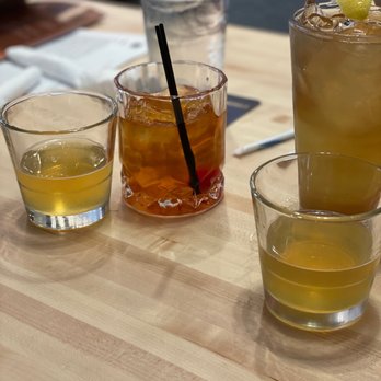 Boston's Pizza Restaurant & Sports Bar - Pizza Near Me - Pooler, Georgia