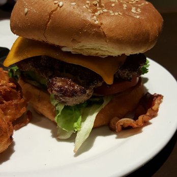 Denny's Restaurant - Bacon avocado cheese burger - Diners Near Me - Mississauga, Ontario