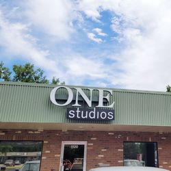 Microspa - Your Microspa @One Studios in Longmont, massage therapy, LED facials, reflexology & more - 1120 Francis St.