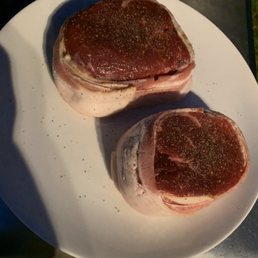 Bacon wrapped tenderloins Bacon wrapped tenderloins