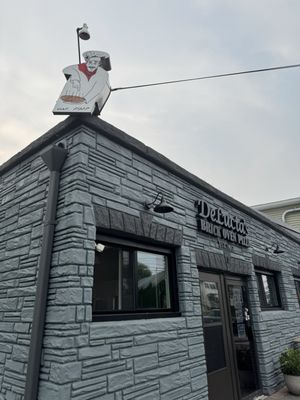 DeLucia's Brick Oven Pizza by null