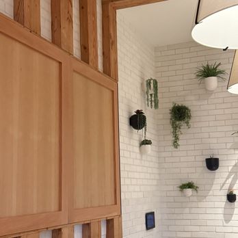 Sixty Vines - New American Near Me - Austin, Texas