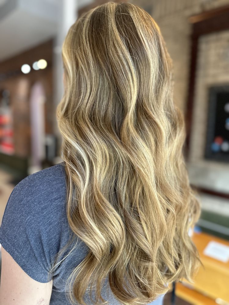 Hair by Anna Logo