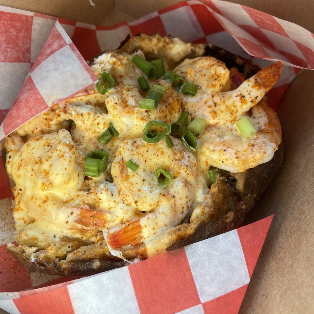 Brappin Crabs - Seafood baked potato - Food Trucks Near Me Brappin Crabs - Seafood baked potato - Food Trucks Near Me