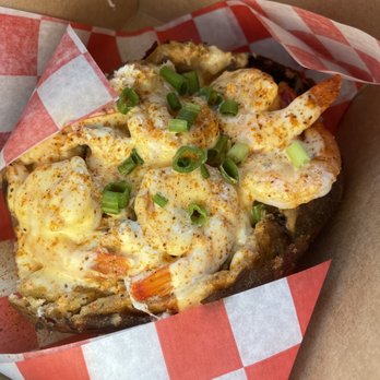 Brappin Crabs - Seafood baked potato - Food Trucks Near Me