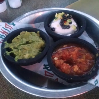 Quinn's - Salsa, guac and sourcream for tortilla chip app - Steakhouses Near Me - Marco Island, Florida Quinn's - Salsa, guac and sourcream for tortilla chip app - Steakhouses Near Me - Marco Island, Florida