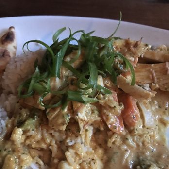 17 Mile House Pub - Red Curry Chicken-excellent!!! - Pubs Near Me - Sooke, British Columbia