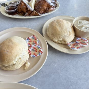 Pappy's Coffee Shop - Biscuits & Gravy - Breakfast & Brunch Near Me - Bakersfield, California Pappy's Coffee Shop - Biscuits & Gravy - Breakfast & Brunch Near Me - Bakersfield, California