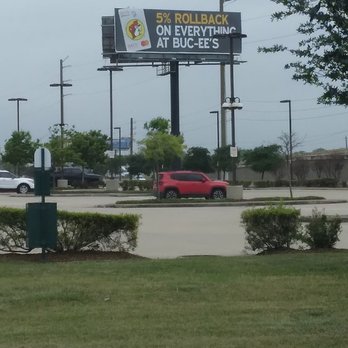 Buc-ee's - Buccees does credit cards now - Gas Stations Near Me - Baytown, Texas
