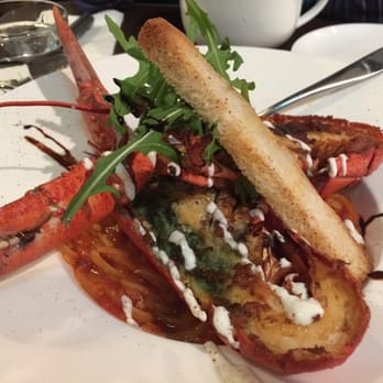 New York Cafe & Bar - Boston Lobster with Linguine - American Near Me - Hong Kong, HK
