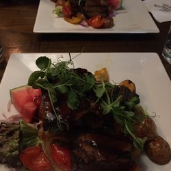 Bishops Arms - Our two plates with the amazing dry aged chuck steak