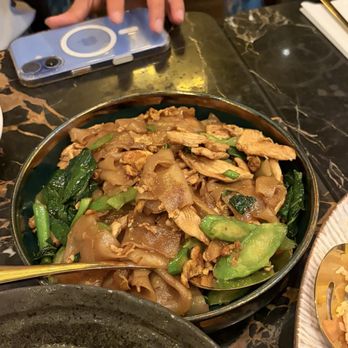 CHADA - L Pad See Ew - Thai Near Me - West Village, New York CHADA - L Pad See Ew - Thai Near Me - West Village, New York