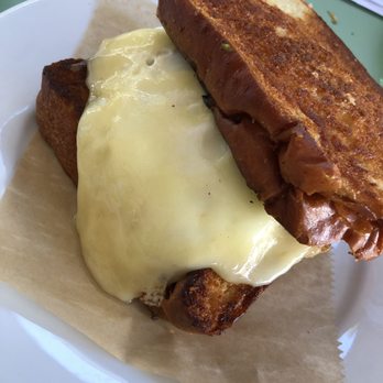 Chug's Diner - Avocado sandwich - Cuban Near Me - Miami, Florida