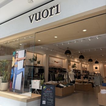 Vuori - Accessories Near Me - Torrance, California