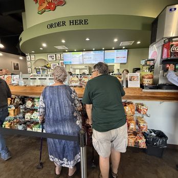 Lit'l Pepper Gourmet - Efficient line to order - Delis Near Me - San Diego, California Lit'l Pepper Gourmet - Efficient line to order - Delis Near Me - San Diego, California