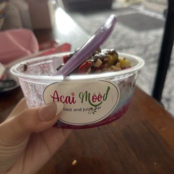 Açaí Mood - found them through the farmers market and started coming to them since then there super good and the owners r the sweetest ! - Juice Bars & Smoothies Near Me - Los Angeles, California