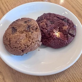 Fishwives - Chocolate Chip and Red Velvet cookies instead of ice cream - Seafood Near Me - Pasadena, California
