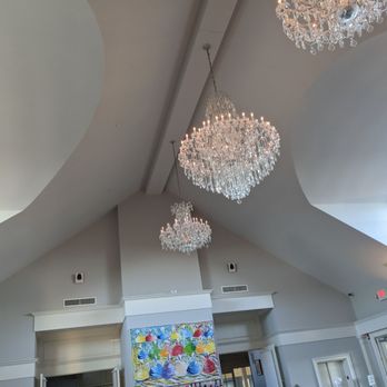 Sparkling Pointe - Wineries Near Me - Southold, New York