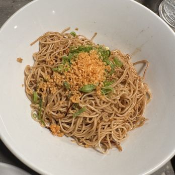 Star Noodle - Garlic Noodles (Very good) - Asian Fusion Near Me - Lahaina, Hawaii
